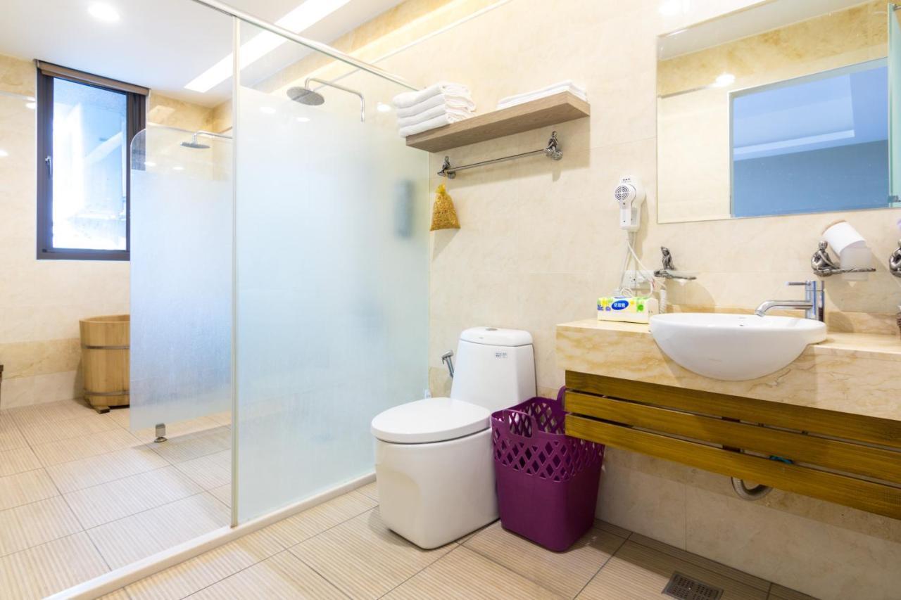 Jhongshan Building Bed And Breakfast Hualien Exterior foto
